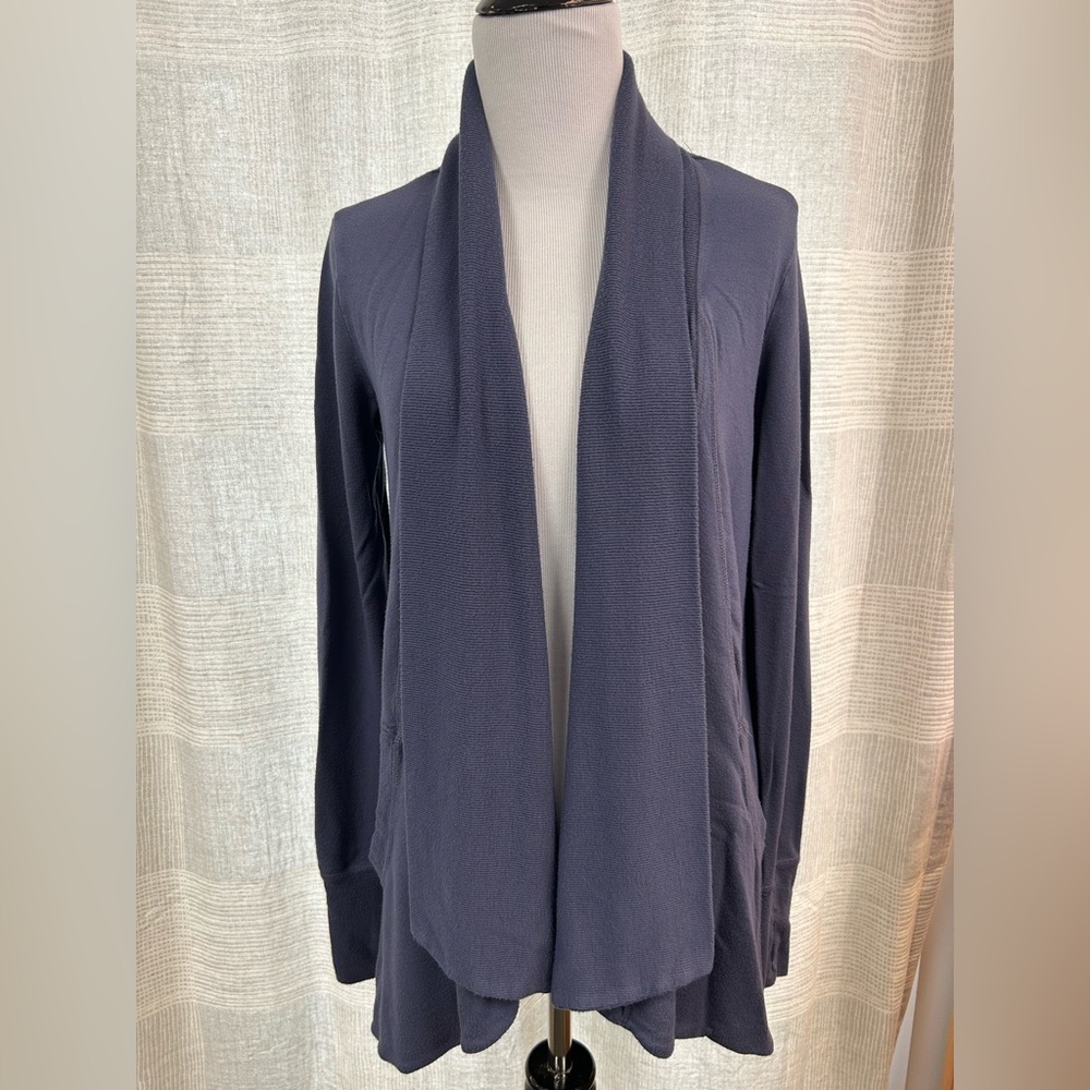 Athleta Pranayama Restorative Wrap